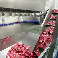 Máquina de envasado en bolsas prefabricadas para productos irregulares